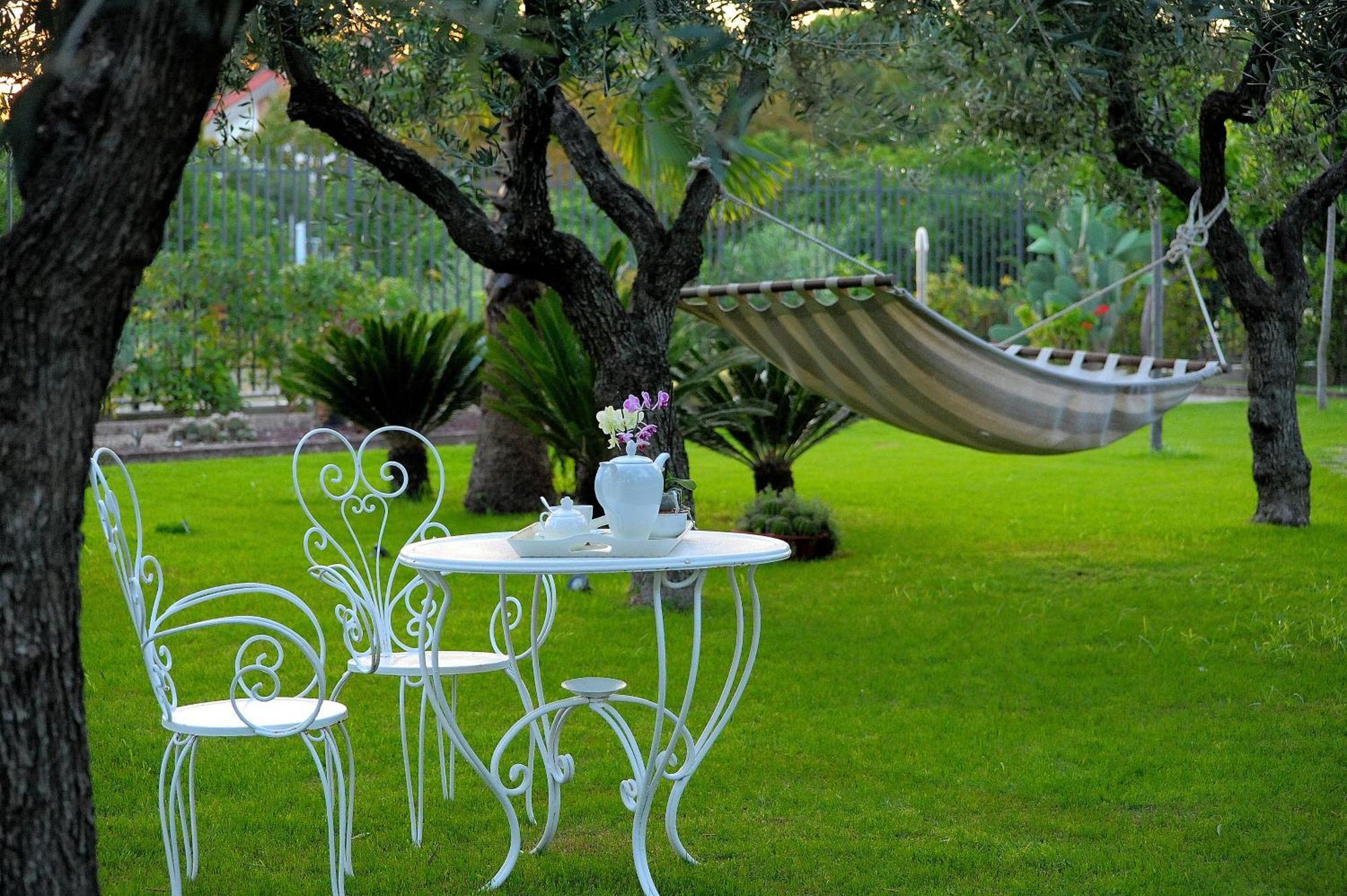 Il Giardino Del Te Hotel Barletta Exterior foto